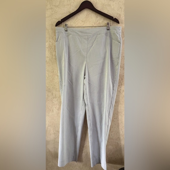 Zac & Rachel Seersucker Ankle Pant(Waist across18” Inseam 27”Rise 11”) - Picture 2 of 11